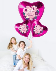 Muttertag-mit-dem-grossen-Luftballon-Bouquet-Mami-ist-die-Beste